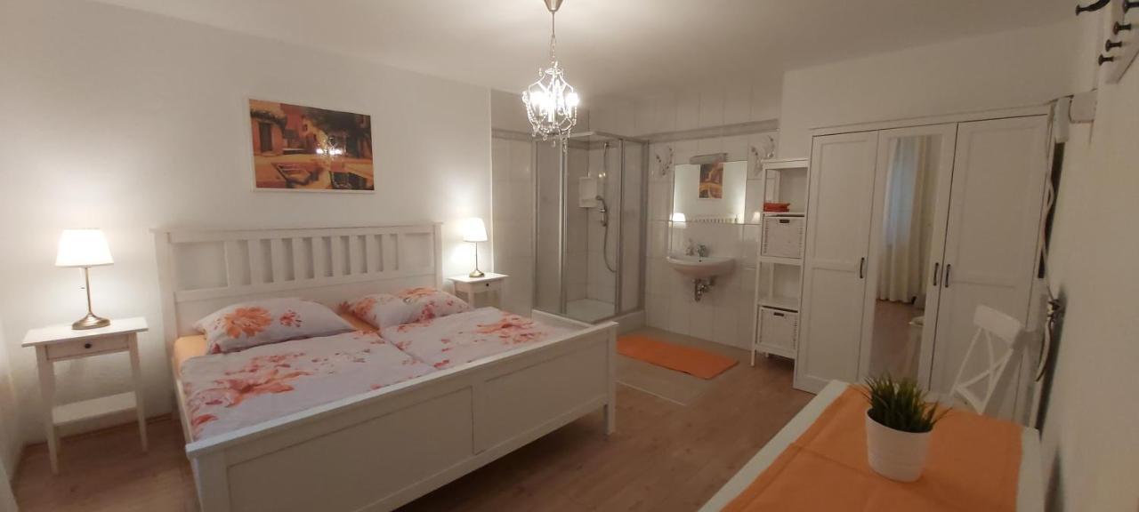 Gut Steinhügel Apartment